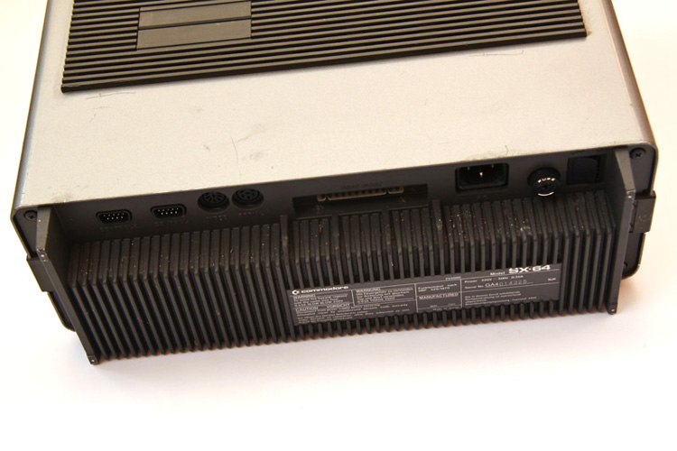 Commodore SX64